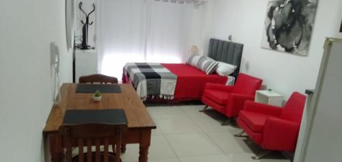 One-Bedroom Apartment image 5