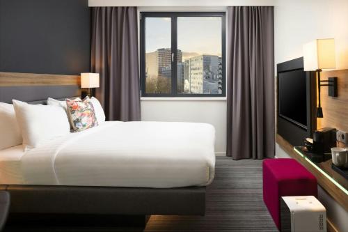 room detail thumbnail 0