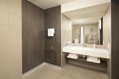Moxy Glasgow Merchant City - image 7