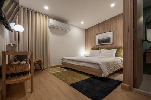 2 Bed 2 Bath / Luxury / 1 min walk to BTS Asok, Bangkok