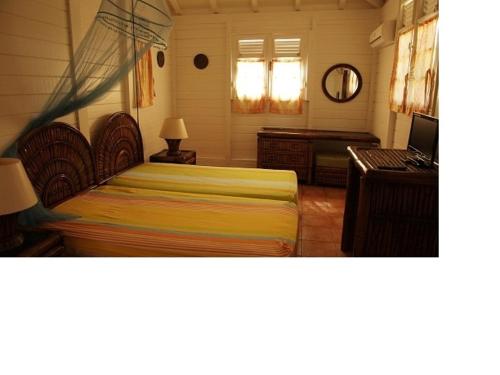 BUNGALOW BASSIN TROUVE in Sainte Anne