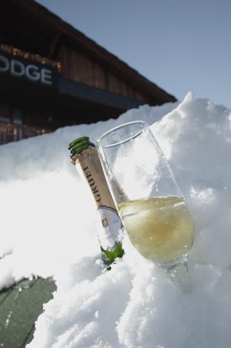 Snow Lodge Hotel Courchevel 1850