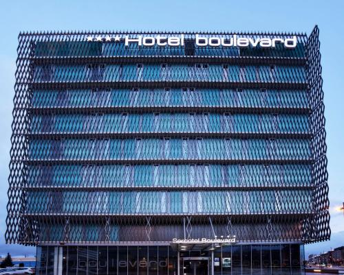 Вхід, Sercotel Boulevard Vitoria, Ascend Hotel Collection in Віторія