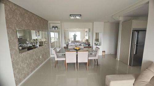 Beto carreiro praia , res madri405 in กราวาตา