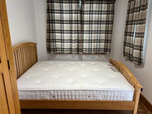 Nikolay Lodge in Yate Central