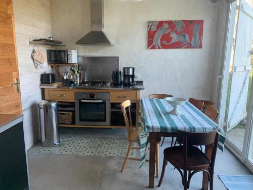 Gîte La Louisiane (Gite La Louisiane) in 薩利耶德貝阿爾恩鎮中心