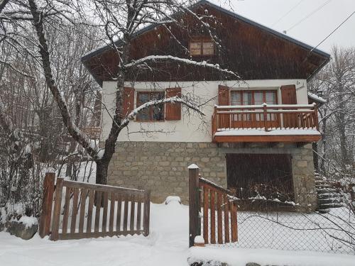 Chalet LE CHEVREUIL Proche La Foux d'Allos in Villars-Colmars