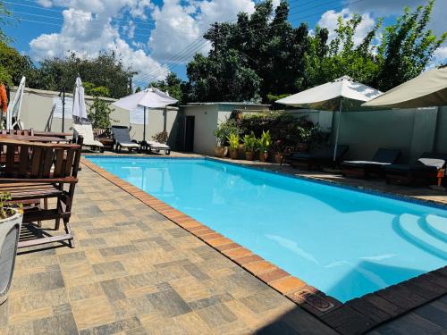Bhejane Lodge - Victoria Falls