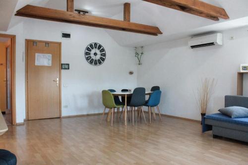 Ana Apartment - image 14