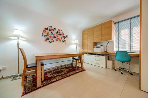 Superb 3 Bedroom Maisonette in Valletta, La Valletta (foto 3)