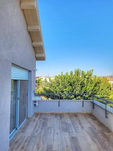 ניצן בגולן, Yonatan (foto 2)