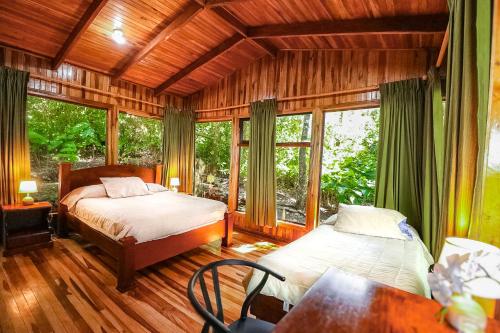 Hotel Flor de Bromelia