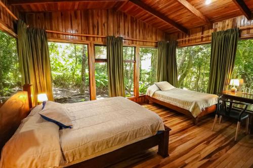 Hotel Flor de Bromelia