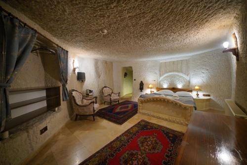 Suite, spa bathtub