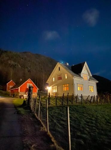 Viesnīcas āriene, Holiday house Vindafjord Norway in Olsvagen