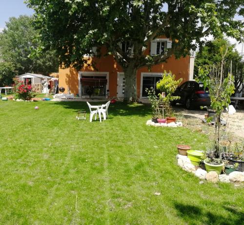 Maison entière 120 m2 Aix en Provence 4 chambres Maison entière 120 m2 Aix en Provence 4 chambres