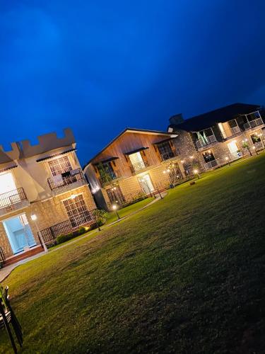 Soulmate Village in 乌鲁冷岳