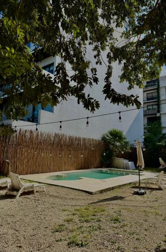 花園, Casa Caimán (Casa Caiman) in 普拉亞德爾卡曼