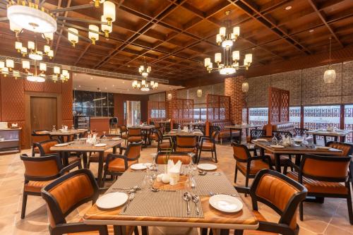 Restaurant, Hotel Ashwatth in Mechi