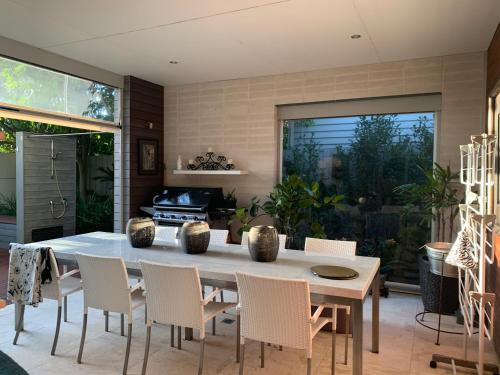 Facilities, Beachside holiday at its absolute best near Chez Lulu