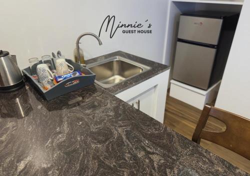 Minnie's Guest House near Santa Isabel Erőd