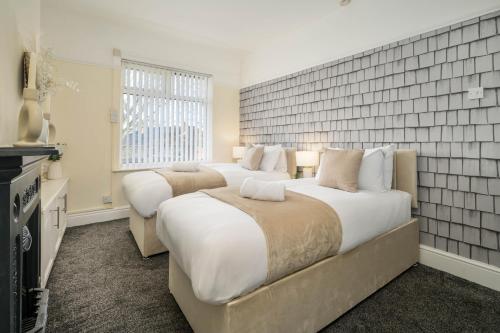 Liverpool 3 Bedroom Contractor Stay Cherry House, Liverpool (photo 2)