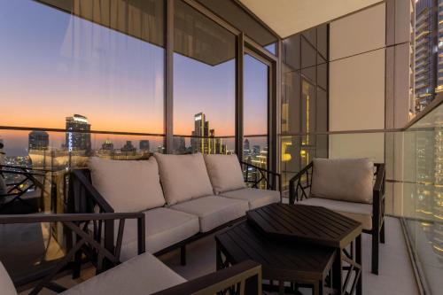 Brand New LUXE Downtown Dubai 46th Floor, Dubai (photo 9)
