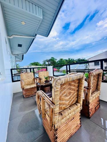 Calel Guest House in Palompon