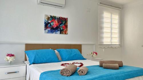 Three-Bedroom Villa image 7
