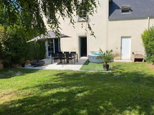 Maison de 100m2 avec jardin aux portes de Caen in Іфс