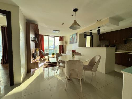 2-3Bedroom Unit at The Padgett Place Condominium, Tabok (photo 2)