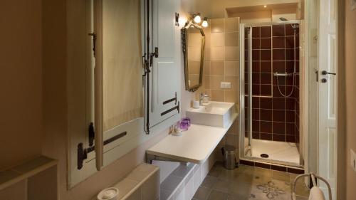 Relais Santa Croce - image 2