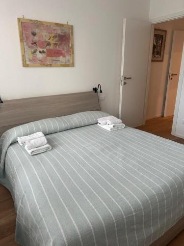 Charlie Apartment 1C, Roma