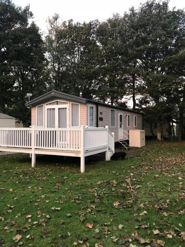 Luxury Caravan Cresswell in Cresswell