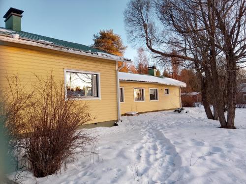 Backpackers Hostel Ounasvaara Private room 3 in Rovaniemi