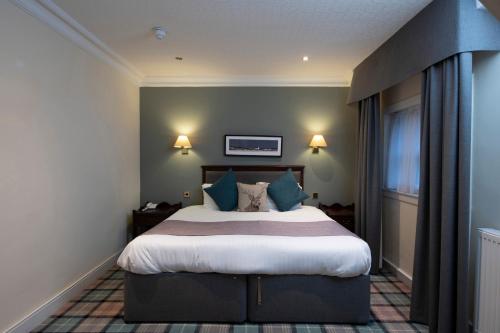The Royal George Hotel - main image