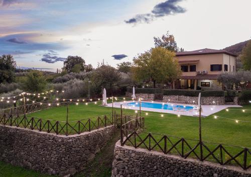 Зовнішній вигляд готелю, VILLA Vigne Vecchie in Телесе