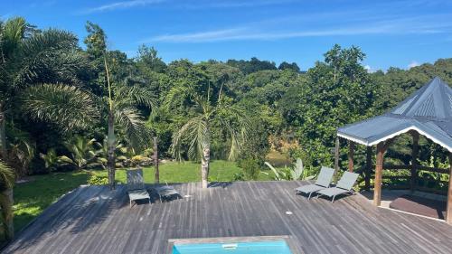 Secret River - Spacieuse villa de 5 chambres, 3 salle de bain, Piscine, spa avec plus de 400 ml de R in ซานต์ โรเซ