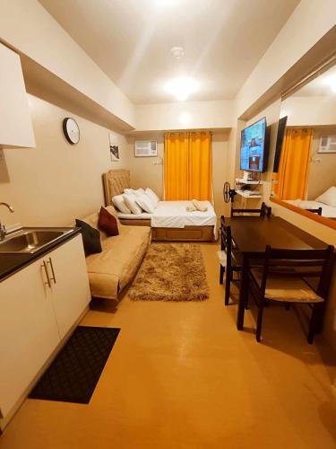 1214 Tower 4 Avida Atria Iloilo Comfy Cozy Central Studio Unit in La Paz