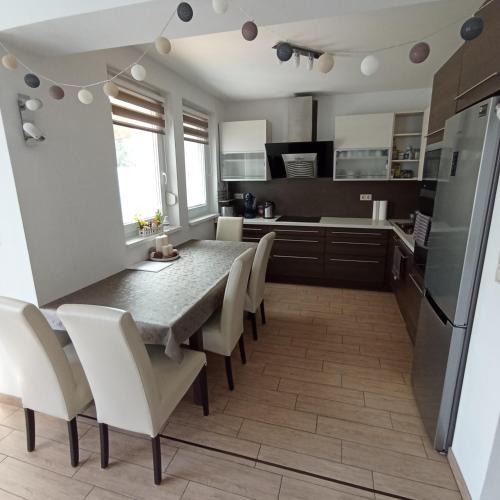 Klau & Bali Apartmanhaz Sopron in Fertorakos