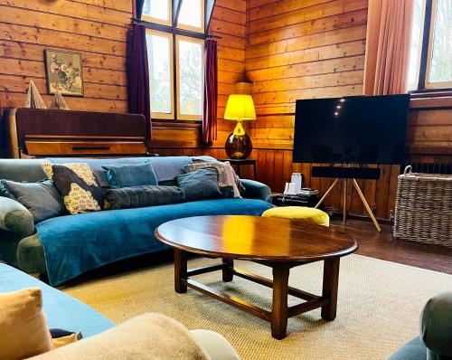 Tin tabernacle perfect for group getaways in Chale