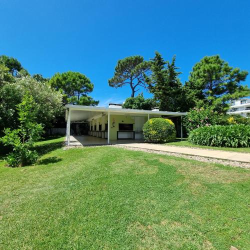 Punta Del Este. Monoambiente. Amenities in Aidy Grill