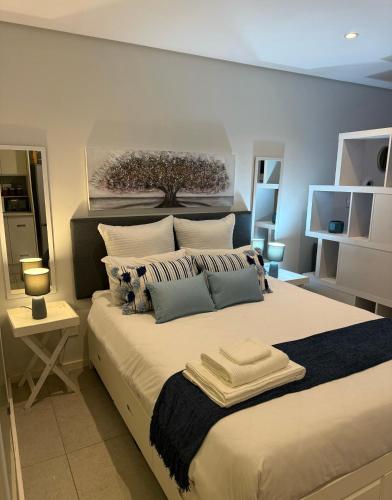 Sibaya's Cozy Apartment in Oceans Dune in Umdloti