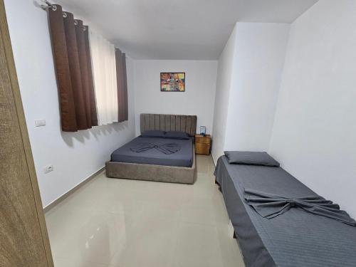 Brajan's Apartment Golem - image 5