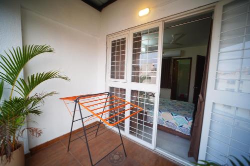 2BHK Fully Furnished Apartment by The Signature Stays in Magarpatta City