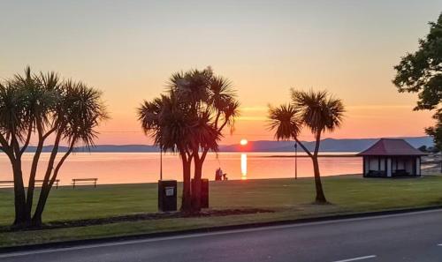 Sunset of Largs in Largs városközpont