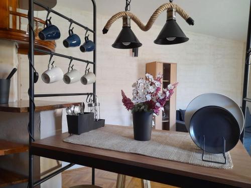 One-Bedroom Apartment image 8