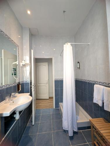 H33 Hôtel - image 2