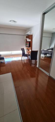 One-Bedroom Apartment image 2