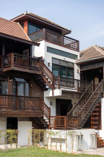 Akara House Sukhothai - Luxury Riverside Residence, Sukhothai